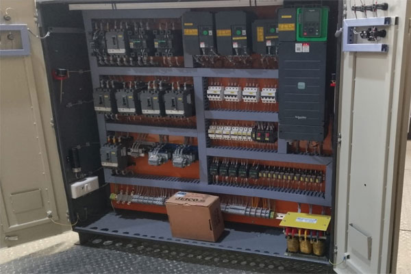 NextGen-EOT-Crane-Control-Panel07